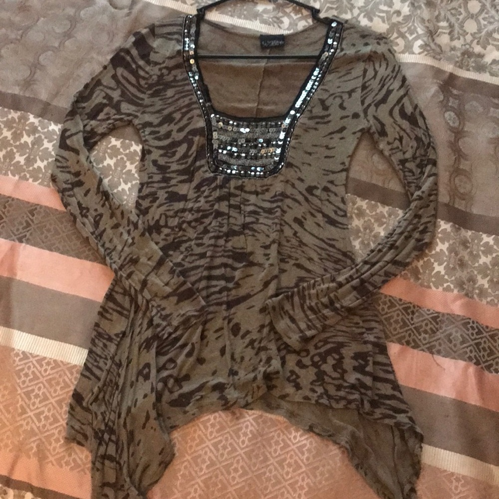 Buckle LS shirt